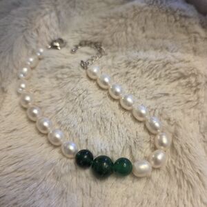 Elegant, Freshwater Pearl and Green Jade Bracelet